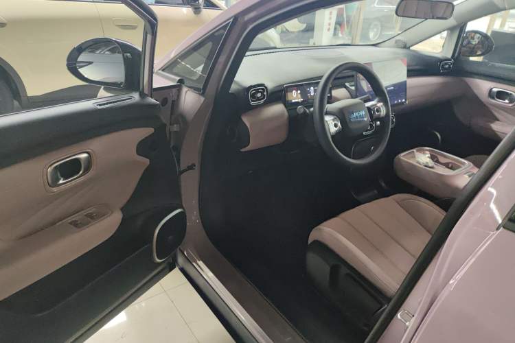 Used AION UT 2025 330 Star Edition Driver Seat