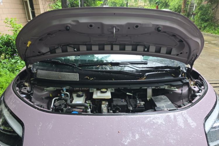Used AION UT 2025 420 Prestige Edition Engine Bay