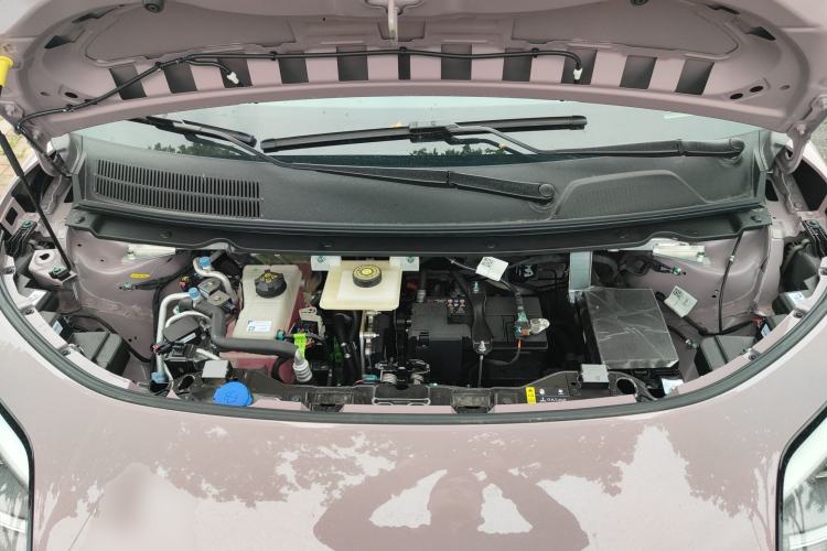 Used AION UT 2025 330 Starlight Edition Engine Bay
