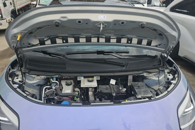 Used AION UT 2025 420 Prestige Edition Engine Bay