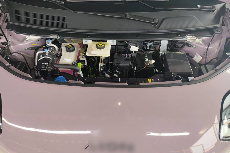 Used AION UT 2025 330 Star Edition Engine Bay