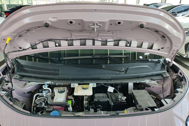 Used AION UT 2025 330 Starlight Edition Engine Bay