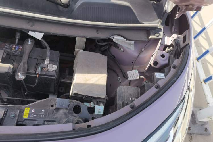 Used AION UT 2025 420 Intelligent Luxury Edition Engine Bay Left