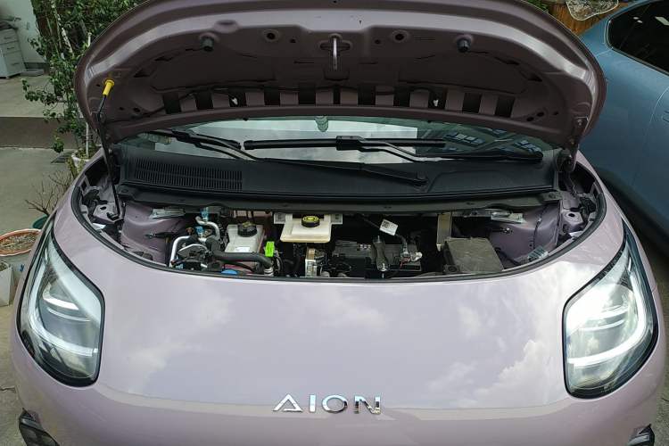 Used AION UT 2025 420 Intelligent Luxury Edition Engine Bay