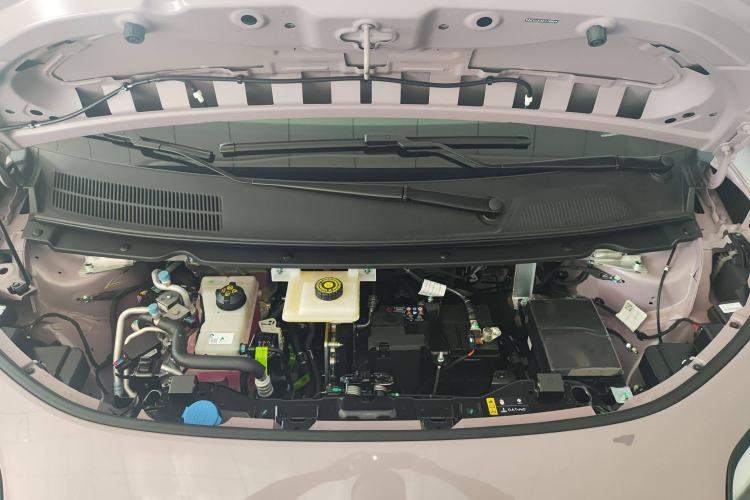 Used AION UT 2025 330 Starlight Edition Engine Bay