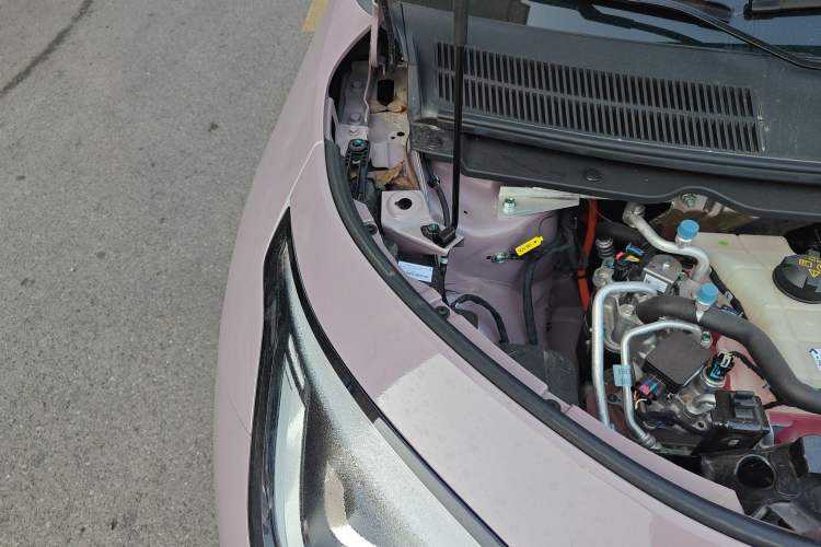Used AION UT 2025 420 Intelligent Luxury Edition Engine Bay Right