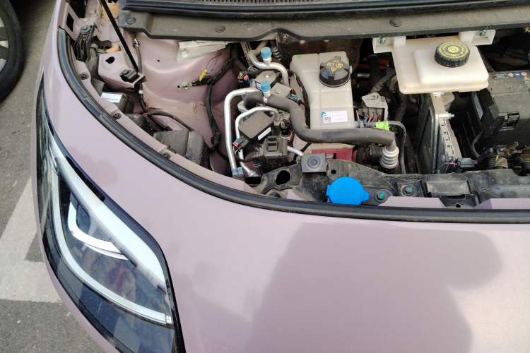 Used AION UT 2025 420 Intelligent Luxury Edition Engine Bay Right