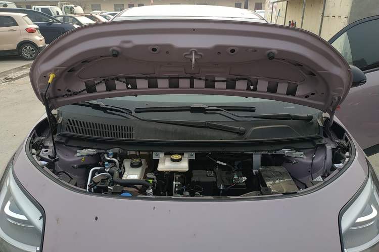 Used AION UT 2025 330 Starlight Edition Engine Bay