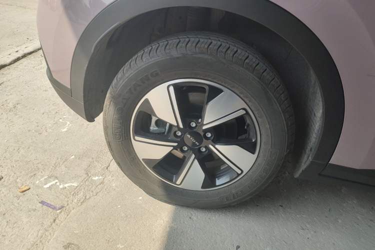 Used AION UT 2025 420 Intelligent Luxury Edition Exterior 5