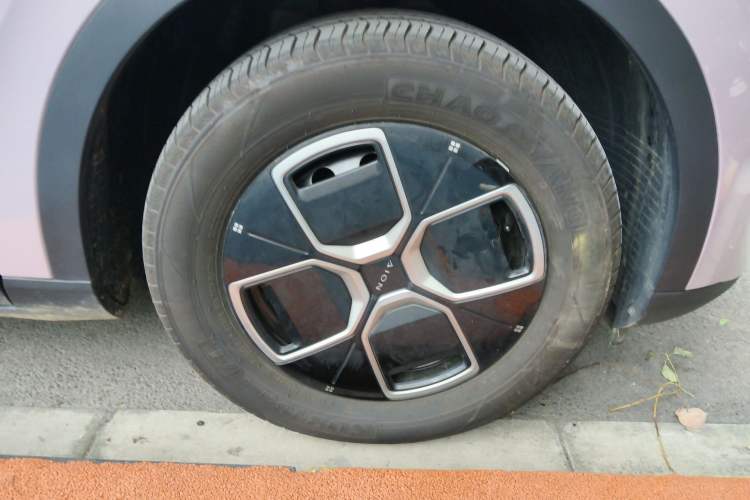 Used AION UT 2025 420 Smart Edition Exterior 7
