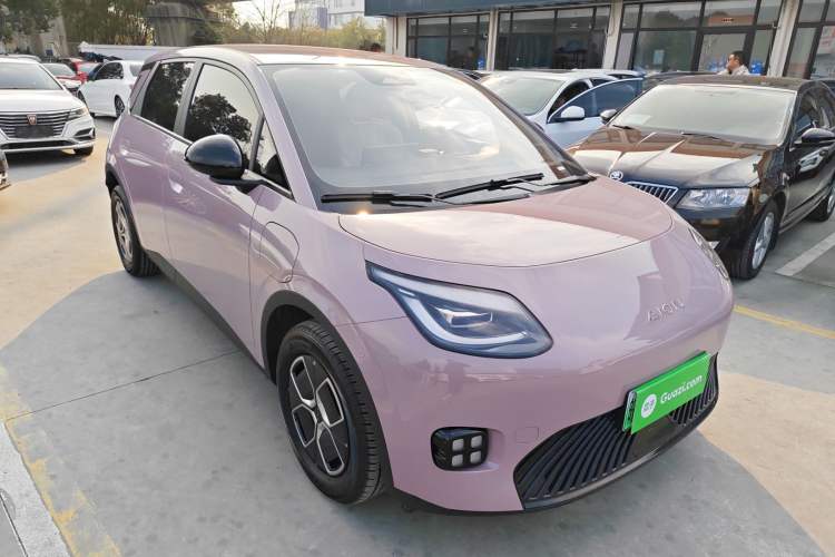 Used AION UT 2025 420 Smart Edition Front Right 45 Deg