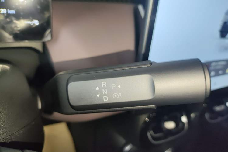 Used AION UT 2025 330 Star Edition Gear Lever