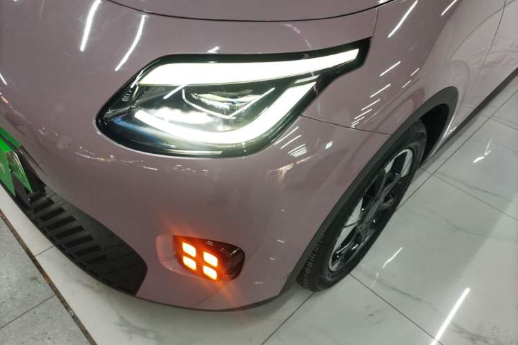 Used AION UT 2025 420 Prestige Edition Left Front Headlight