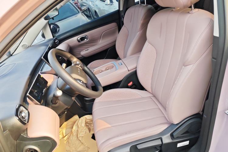 Used AION UT 2025 420 Smart Edition Left Front Seat