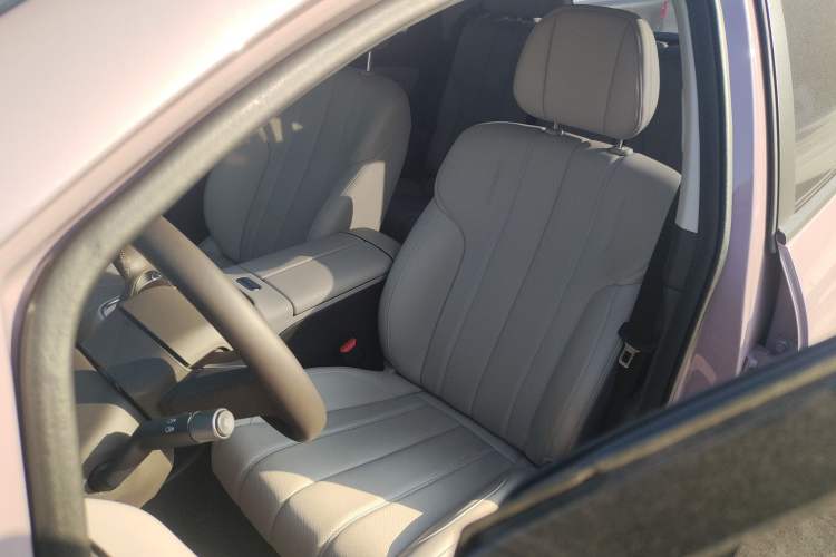Used AION UT 2025 420 Intelligent Luxury Edition Left Front Seat