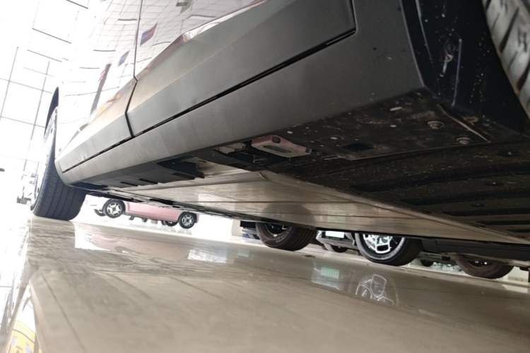 Used AION UT 2025 330 Starlight Edition Left Side Sill