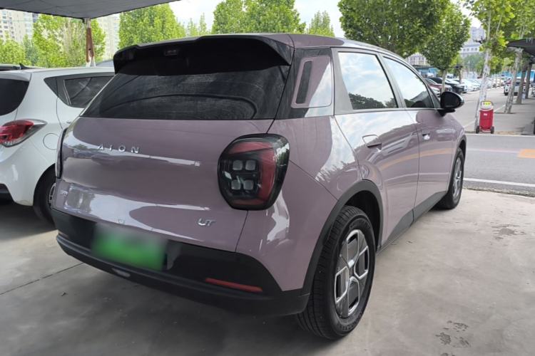 Used AION UT 2025 330 Starlight Edition Rear Right 45 Deg