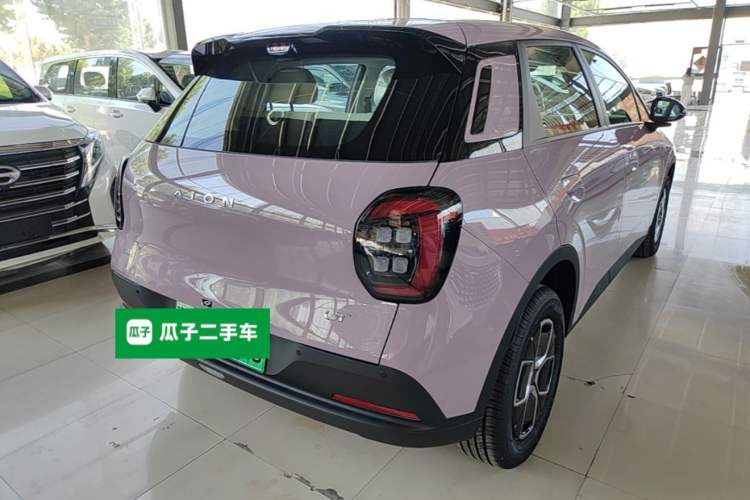Used AION UT 2025 330 Starlight Edition Rear Right 45 Deg