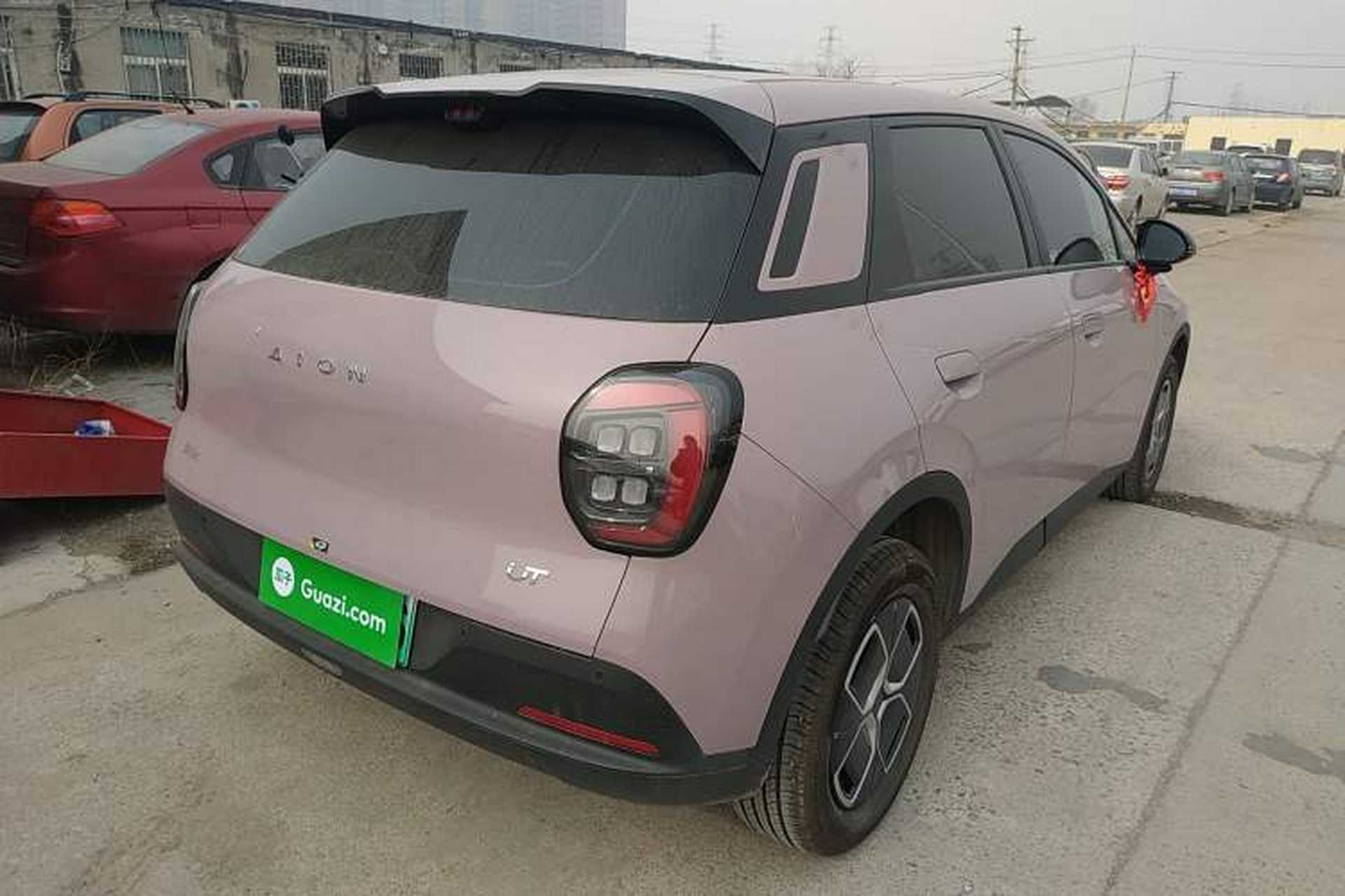 Used AION UT 2025 330 Starlight Edition Rear Right 45 Deg