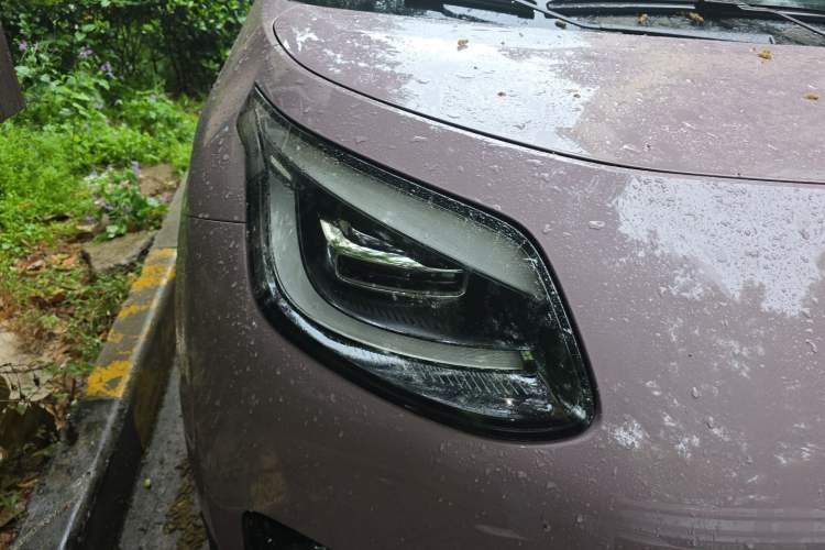 Used AION UT 2025 420 Prestige Edition Right Front Headlight