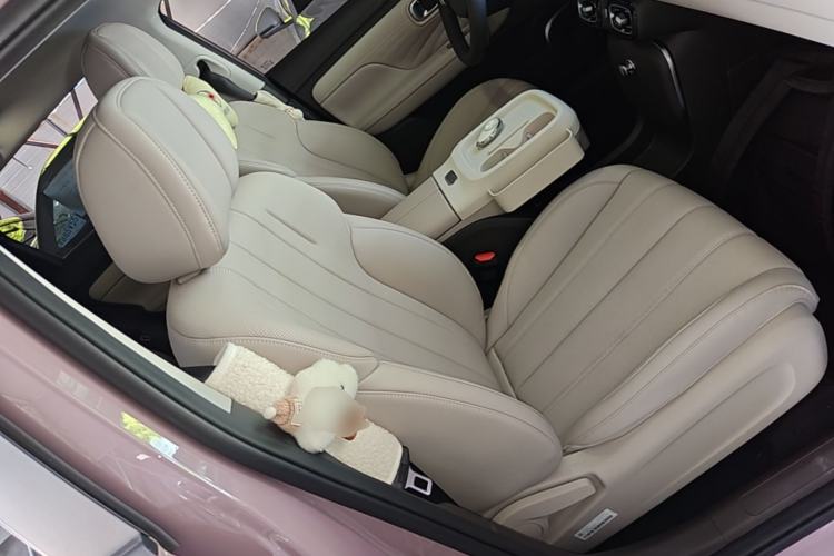 Used AION UT 2025 420 Intelligent Luxury Edition Right Front Seat