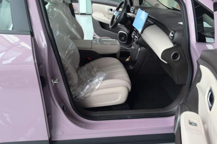 Used AION UT 2025 330 Starlight Edition Right Front Seat