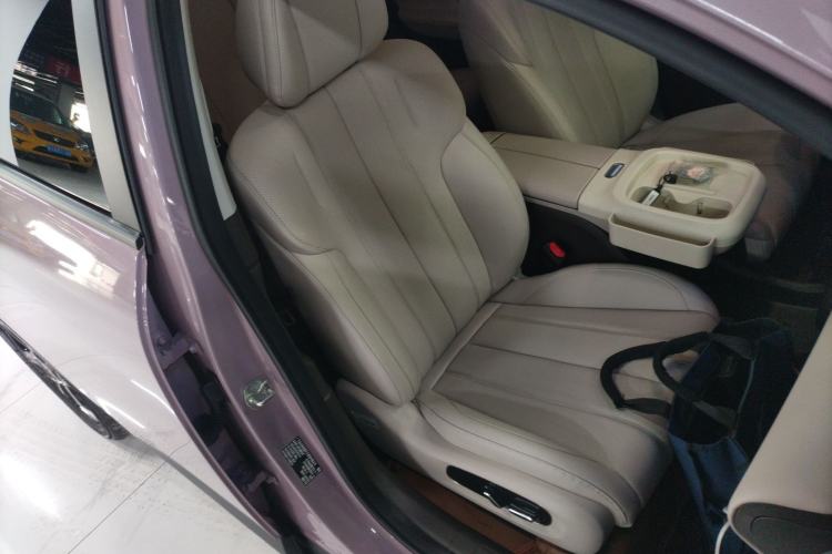 Used AION UT 2025 420 Prestige Edition Right Front Seat
