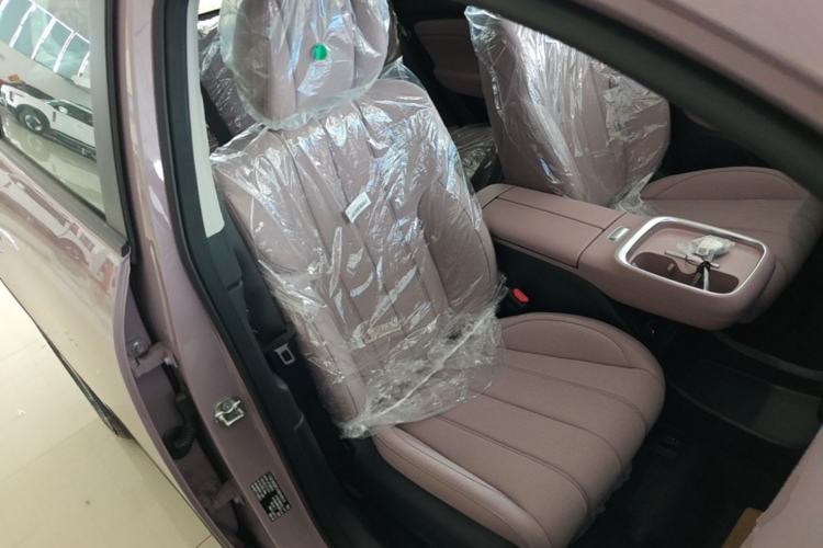 Used AION UT 2025 330 Starlight Edition Right Front Seat
