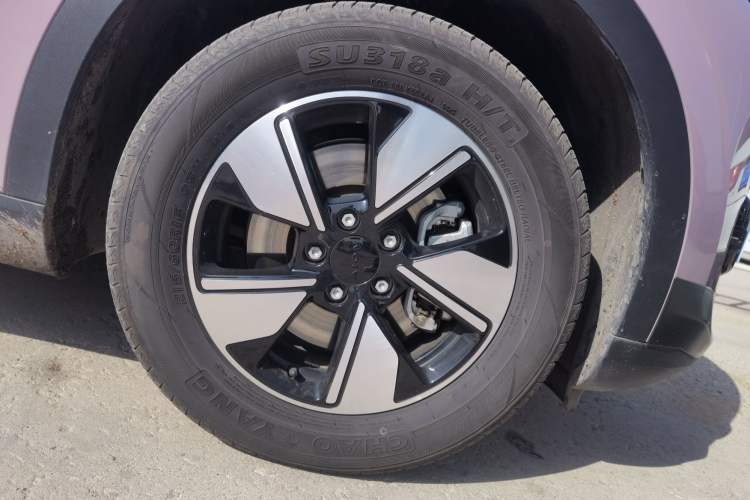 Used AION UT 2025 420 Intelligent Luxury Edition Right Front Wheel Hub