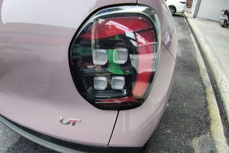 Used AION UT 2025 330 Starlight Edition Right Rear Taillight