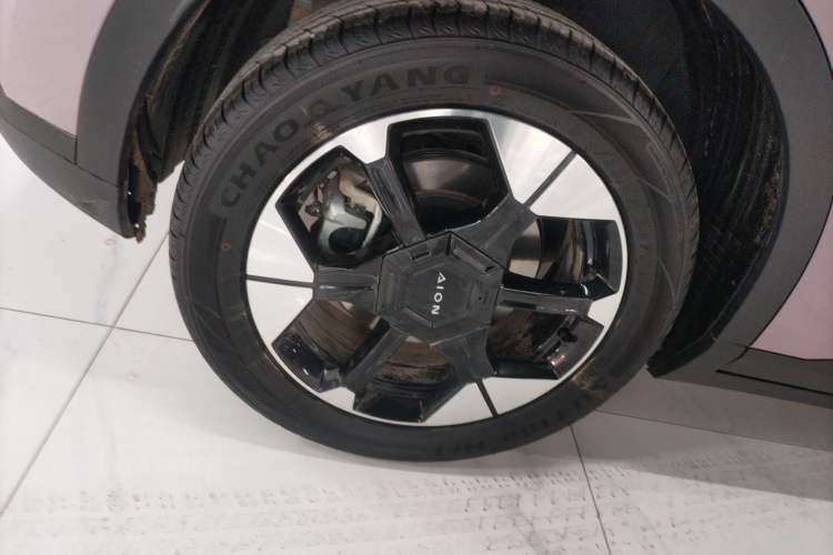 Used AION UT 2025 420 Prestige Edition Right Rear Wheel Hub