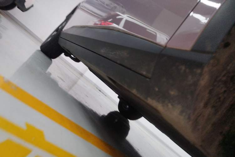 Used AION UT 2025 420 Intelligent Luxury Edition Right Side Sill