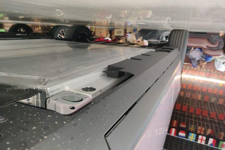 Used AION UT 2025 330 Star Edition Right Side Sill