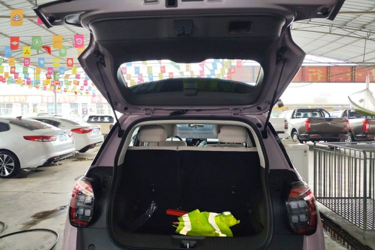 Used AION UT 2025 330 Starlight Edition Trunk
