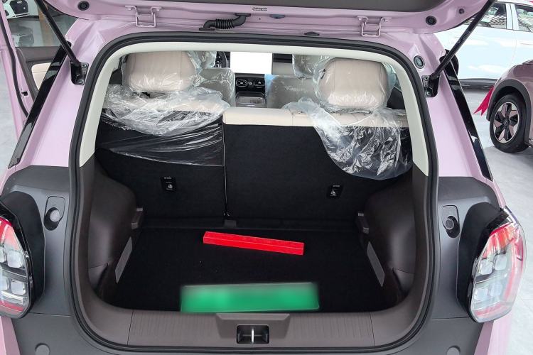 Used AION UT 2025 330 Starlight Edition Trunk