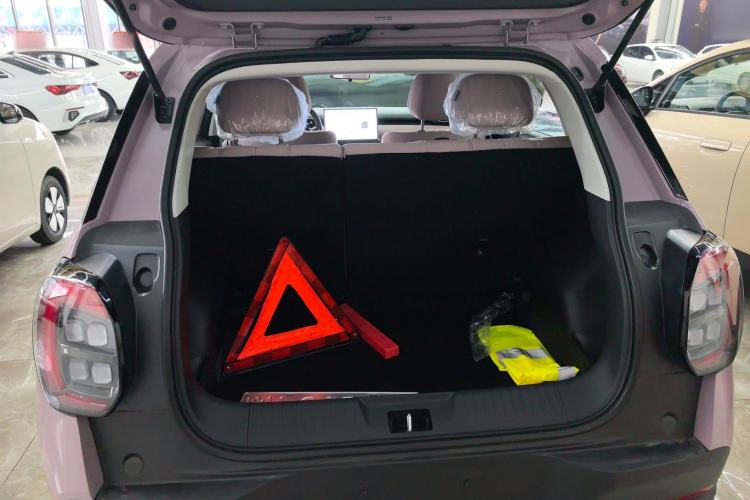 Used AION UT 2025 330 Starlight Edition Trunk