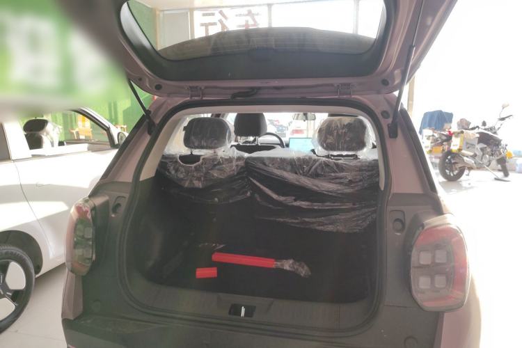 Used AION UT 2025 330 Starlight Edition Trunk
