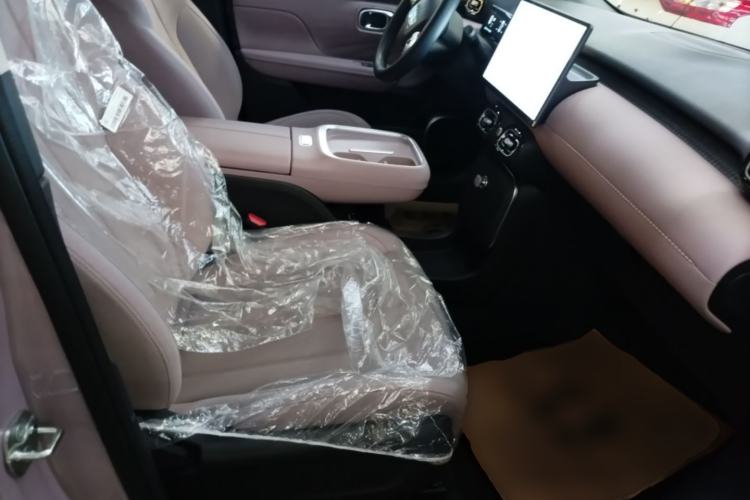 Used AION UT 2025 330 Starlight Edition Right Front Seat