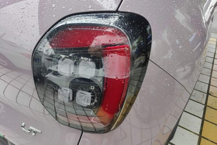 Used AION UT 2025 330 Starlight Edition Right Rear Taillight