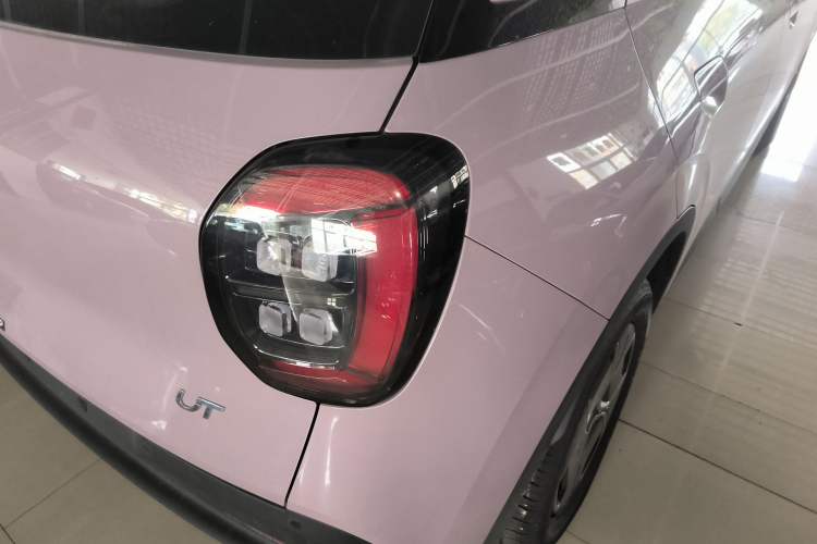 Used AION UT 2025 330 Starlight Edition Right Rear Taillight
