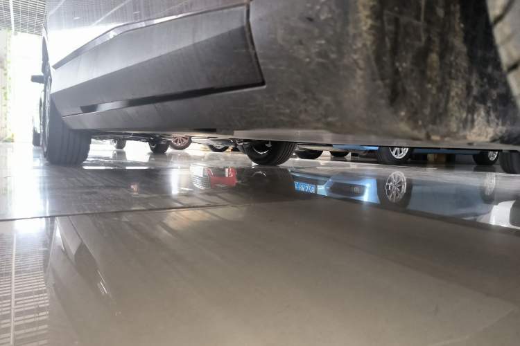 Used AION UT 2025 330 Starlight Edition Right Side Sill