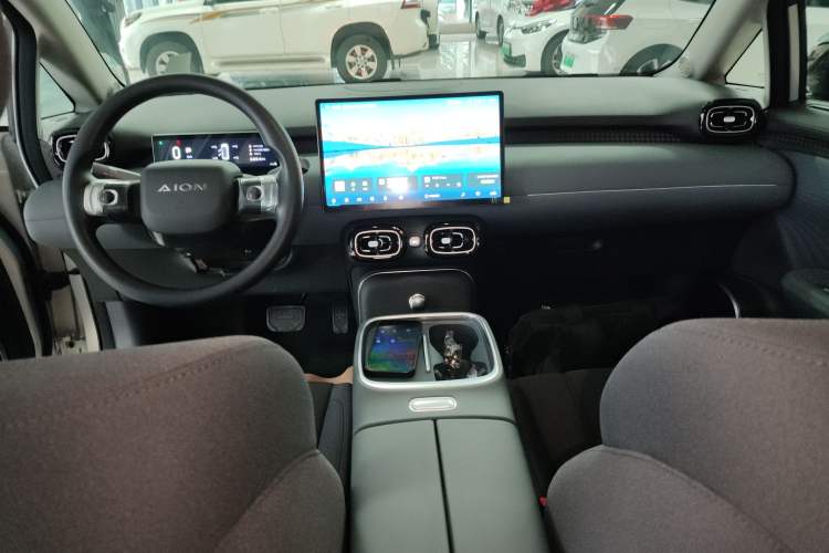 Used AION UT 2025 330 Starlight Edition Center Console
