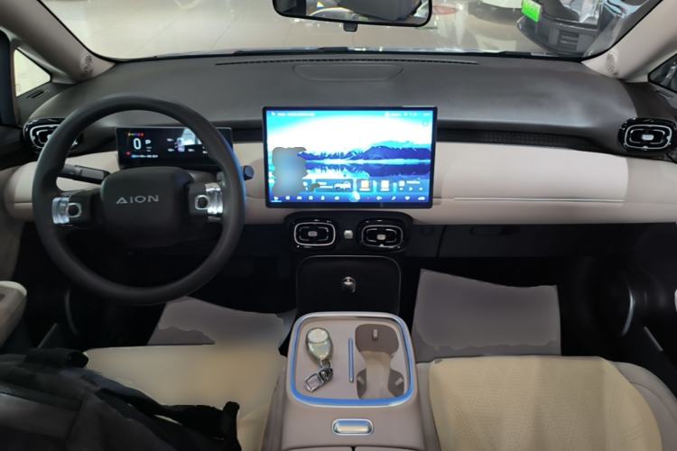 Used AION UT 2025 330 Starlight Edition Center Console