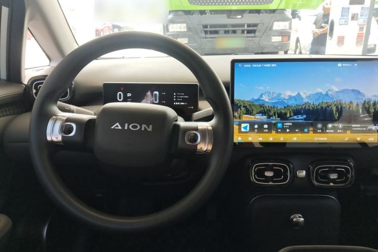 Used AION UT 2025 330 Starlight Edition Center Console
