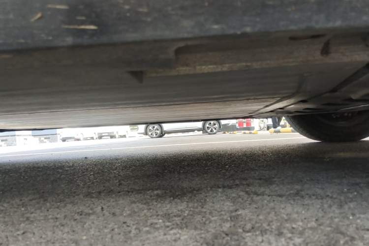 Used AION UT 2025 330 Starlight Edition Chassis Front Right