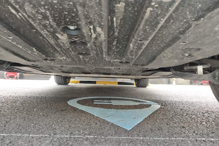 Used AION UT 2025 330 Starlight Edition Chassis Rear