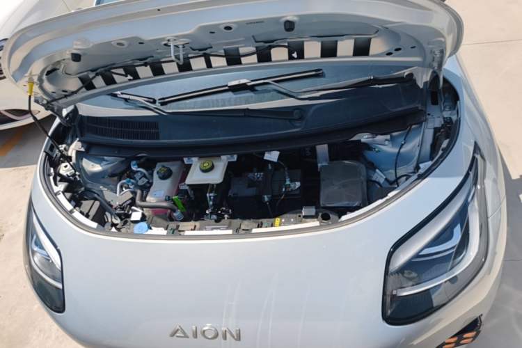 Used AION UT 2025 330 Starlight Edition Engine Bay