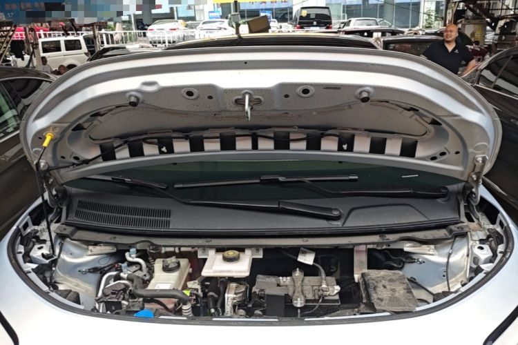 Used AION UT 2025 420 Prestige Edition Engine Bay
