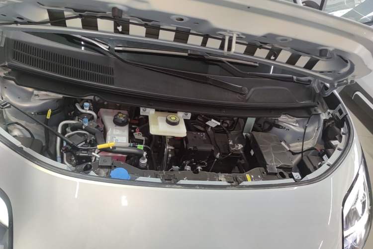 Used AION UT 2025 330 Starlight Edition Engine Bay