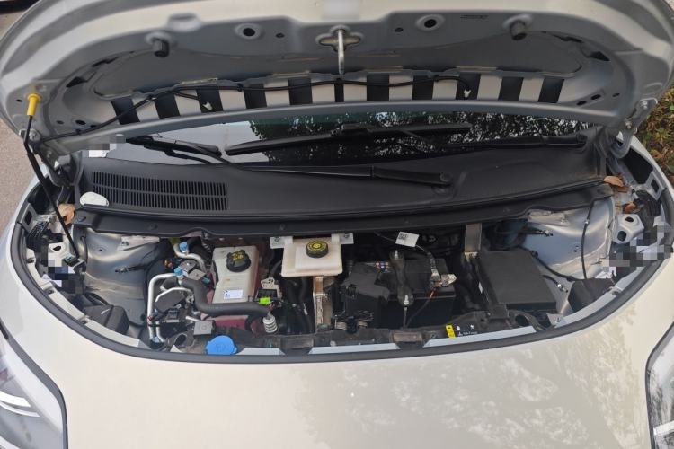 Used AION UT 2025 420 Prestige Edition Engine Bay